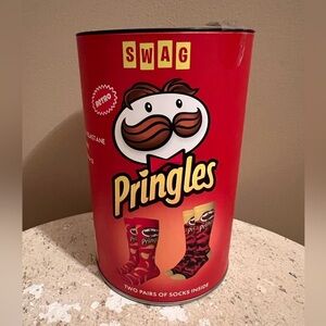 Pringles Men’s Crew Socks 2 Pairs NWT